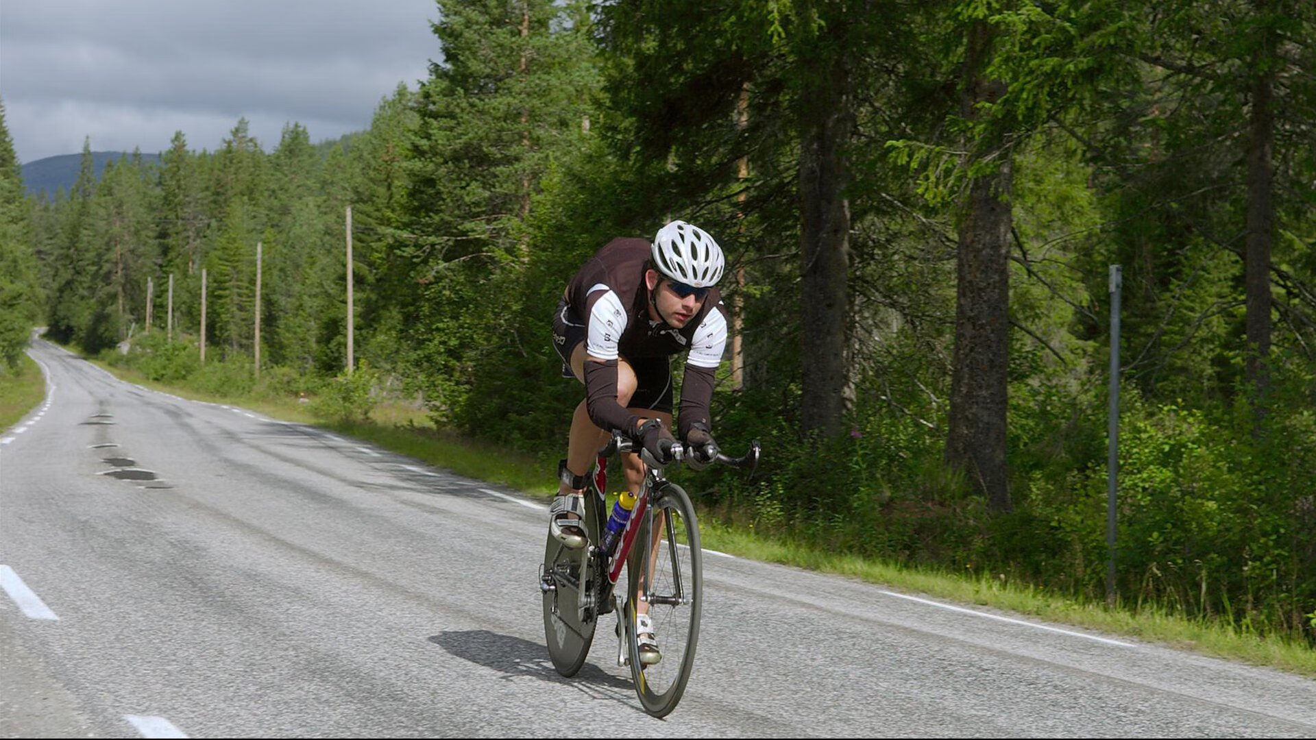 开云下载-钢铁意志与致命一击，德国一波流终结韩国，凯塞多末节封神之战