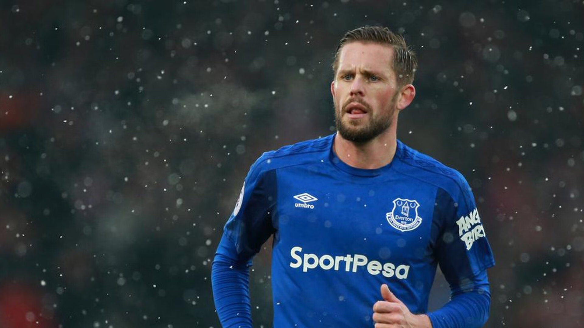 奥斯梅恩打出生涯之夜，巴黎稳稳拿下尼斯