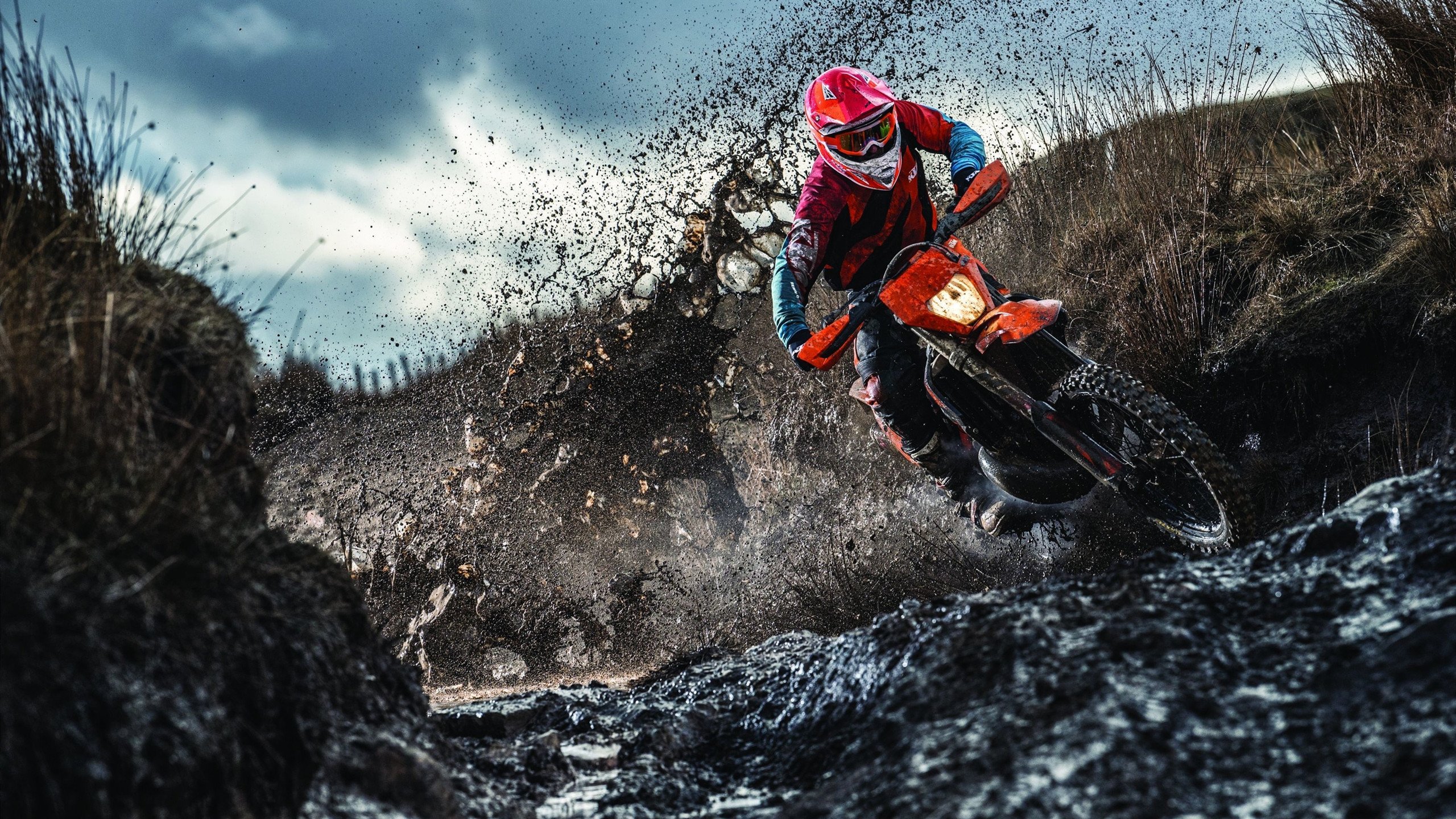 开云体育app-联合杯鏖战戴维斯杯，梅德韦杰夫的高光时刻与网球新时代的序幕